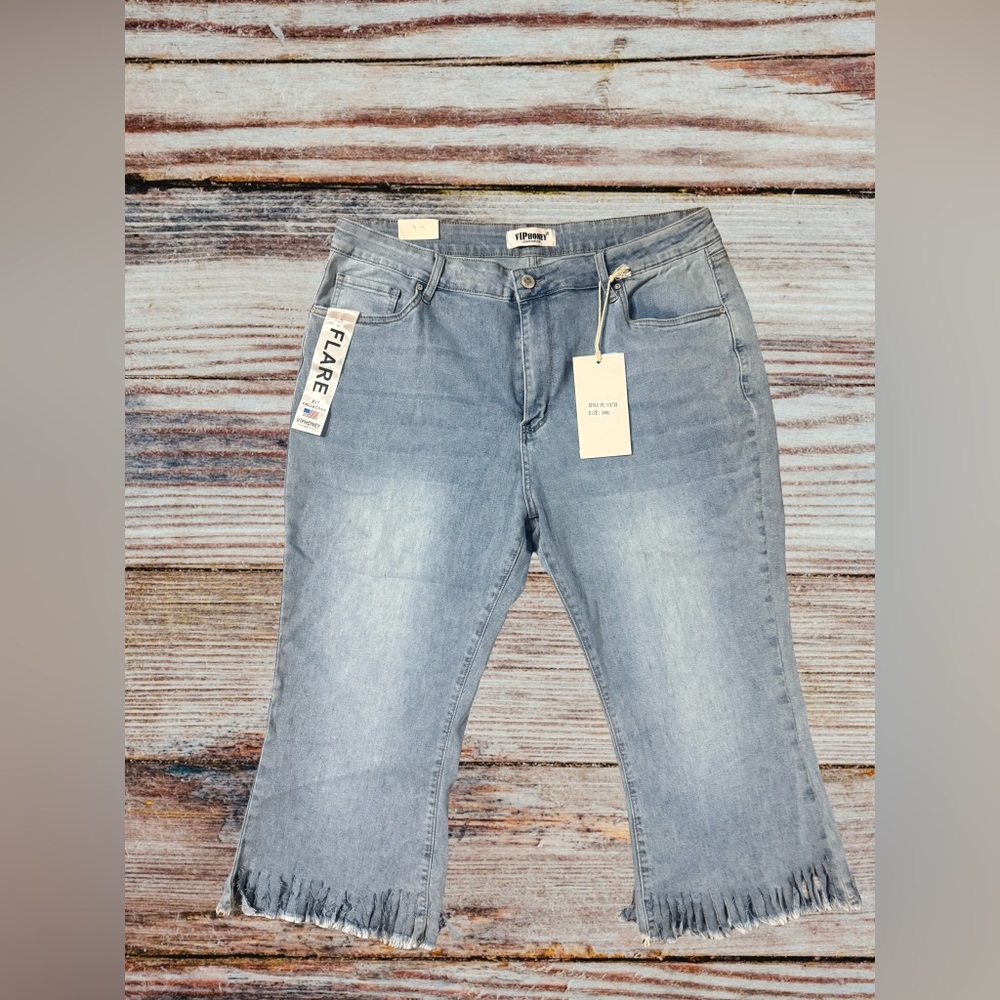 Blue Flare Wide Leg Jeans with Vintage Wash